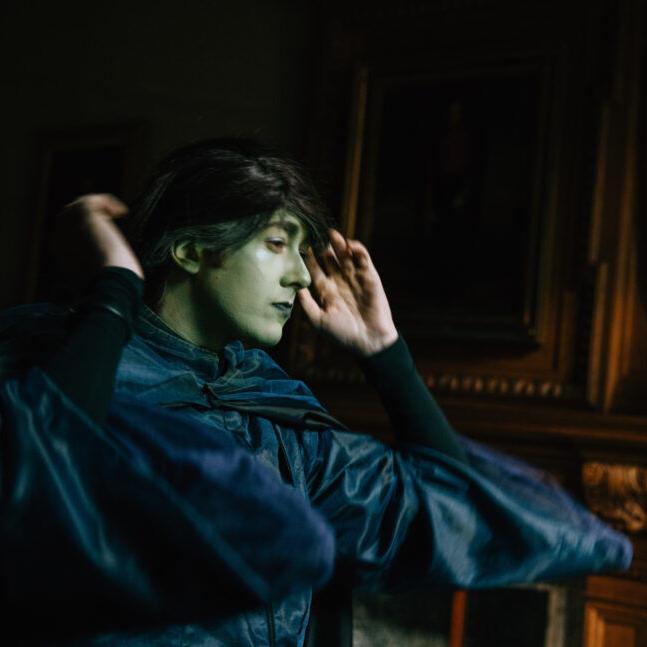 ‘Tim Murray Is Witches’ Is a Musical Comedy Extravaganza